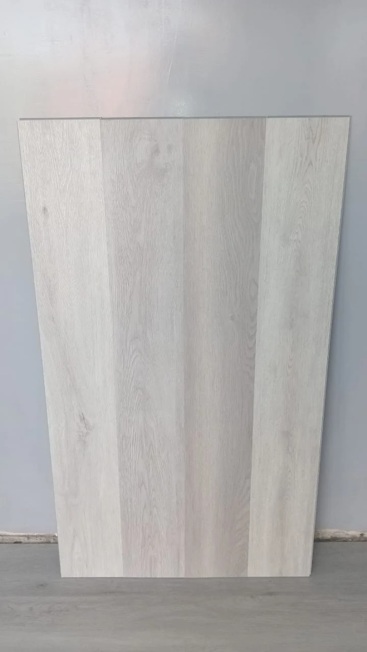 Pisos vinilicos SPC, precio por m2 8
